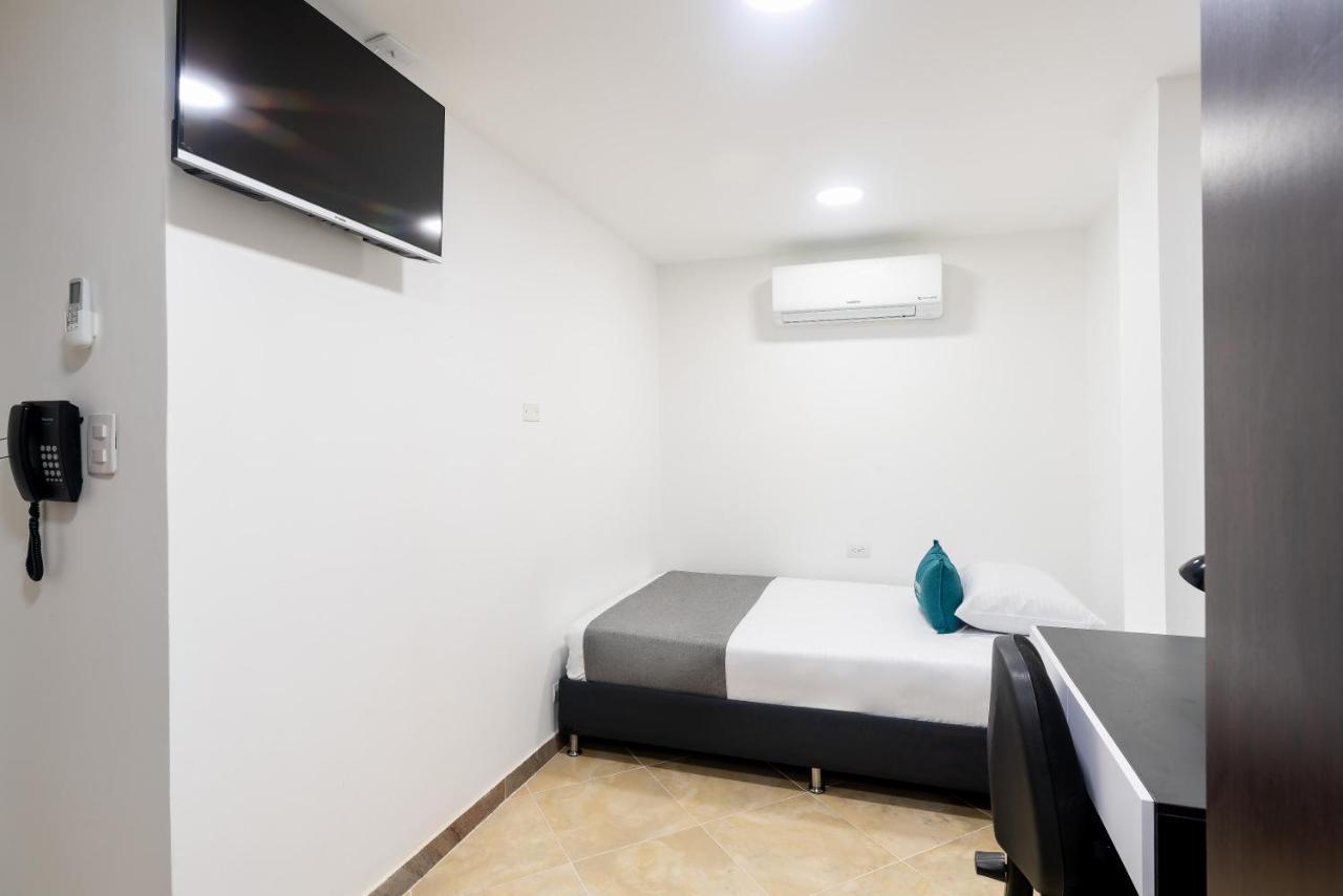 Hotel Ayenda Coliving La 78A Medellín Exterior foto