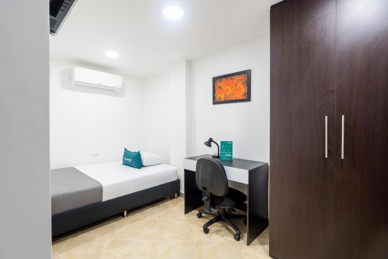 Hotel Ayenda Coliving La 78A Medellín Exterior foto